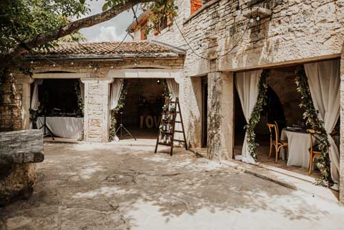 I Keep On Lovin’ You